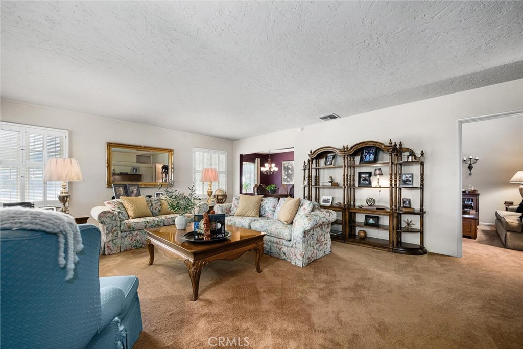 10253 Hopeland