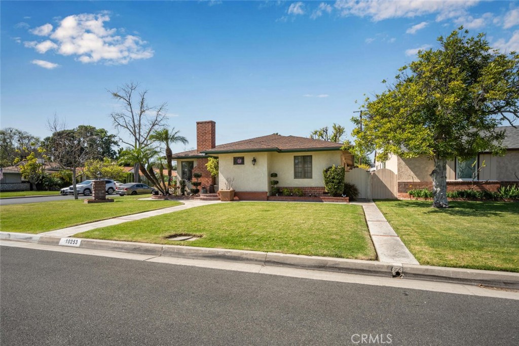10253 Hopeland