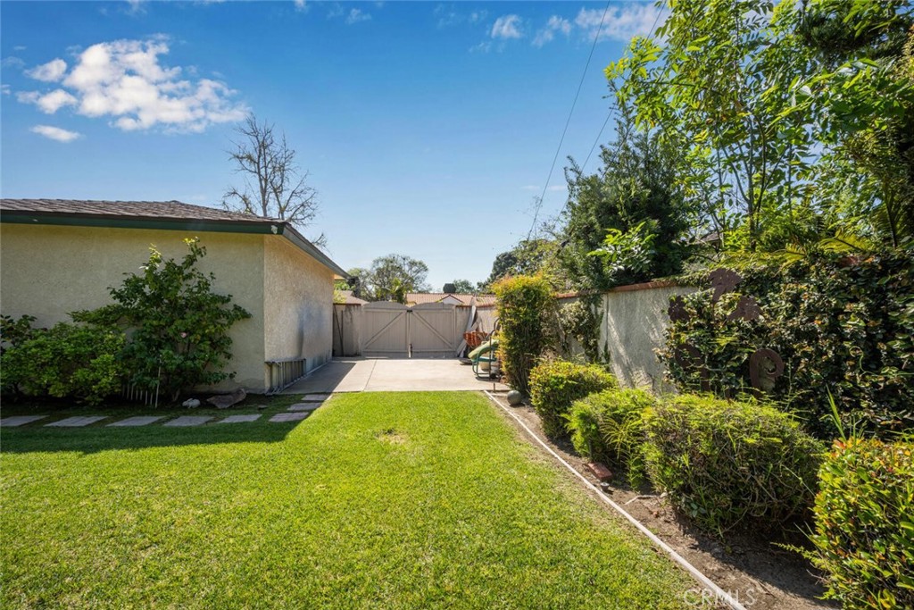 10253 Hopeland