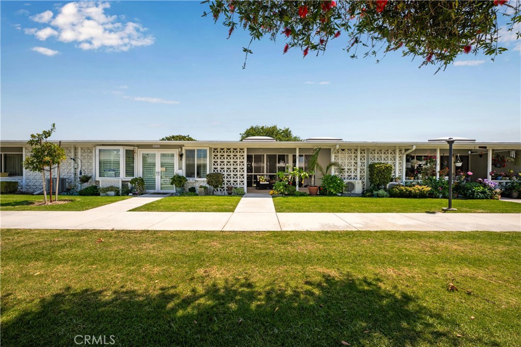 1564 Merion Way 34J