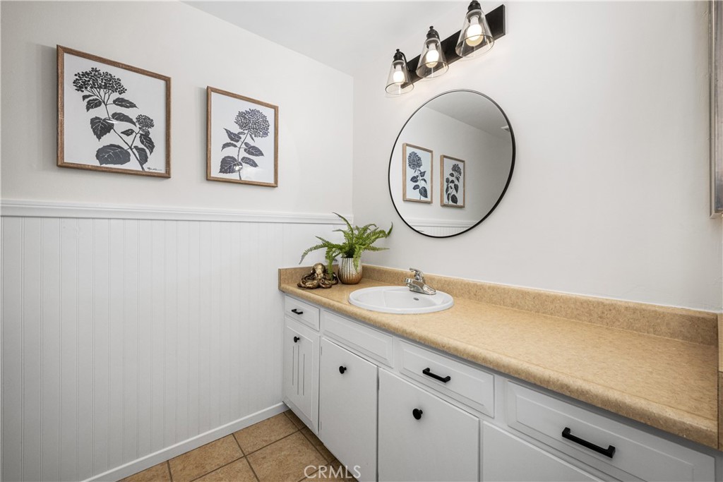 1841 McKinney Way 24G