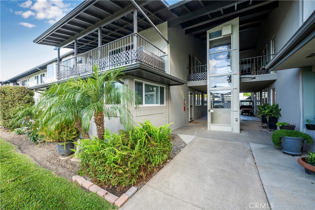 1841 McKinney Way 24G