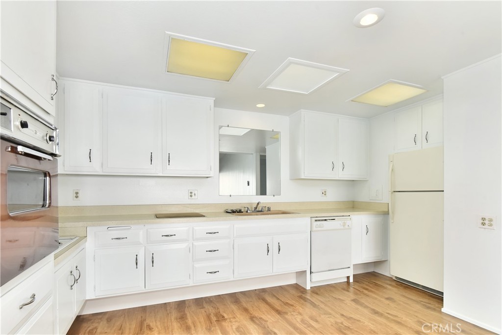 13741 Annandale Drive 18J
