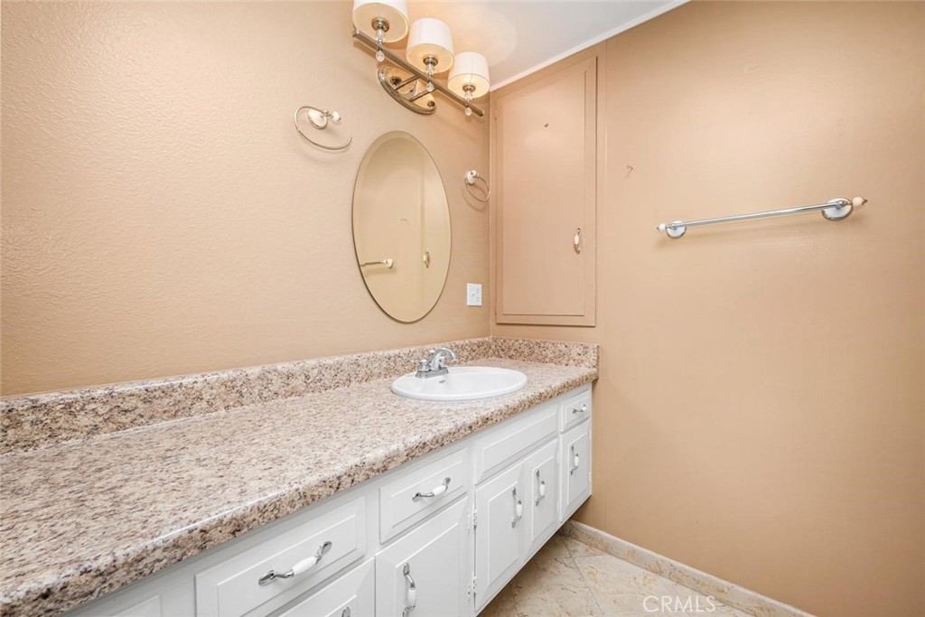 13641 Alderwood Lane 35G