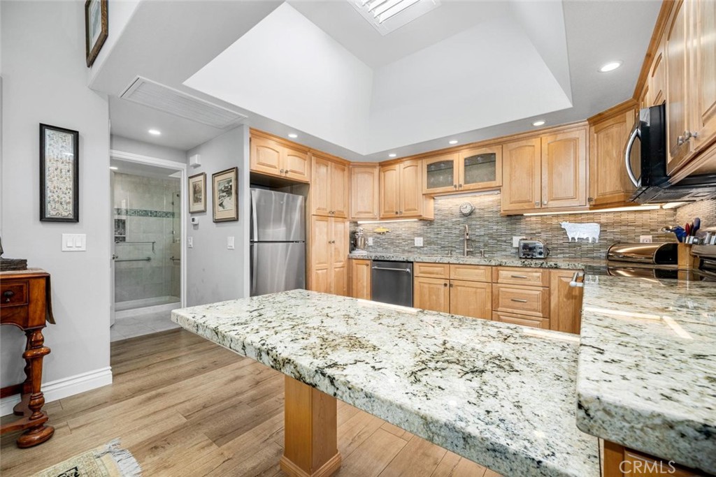1800 Sunningdale Road 18A