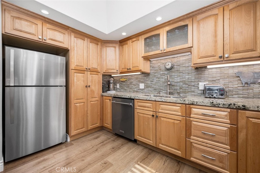 1800 Sunningdale Road 18A