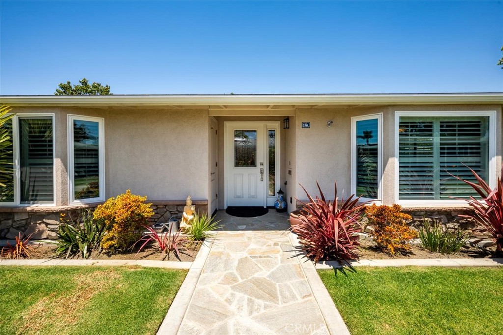 1800 Sunningdale Road 18A