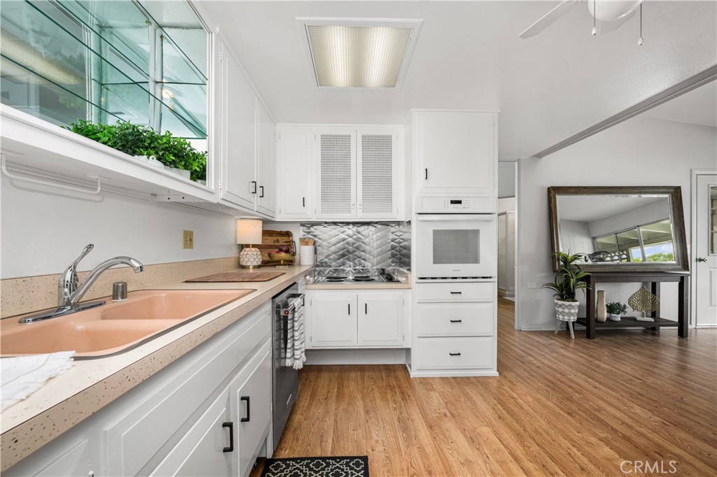 1562 Golden Rain Road NE 44G