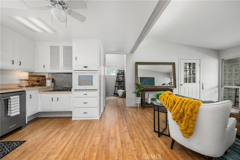 1562 Golden Rain Road NE 44G
