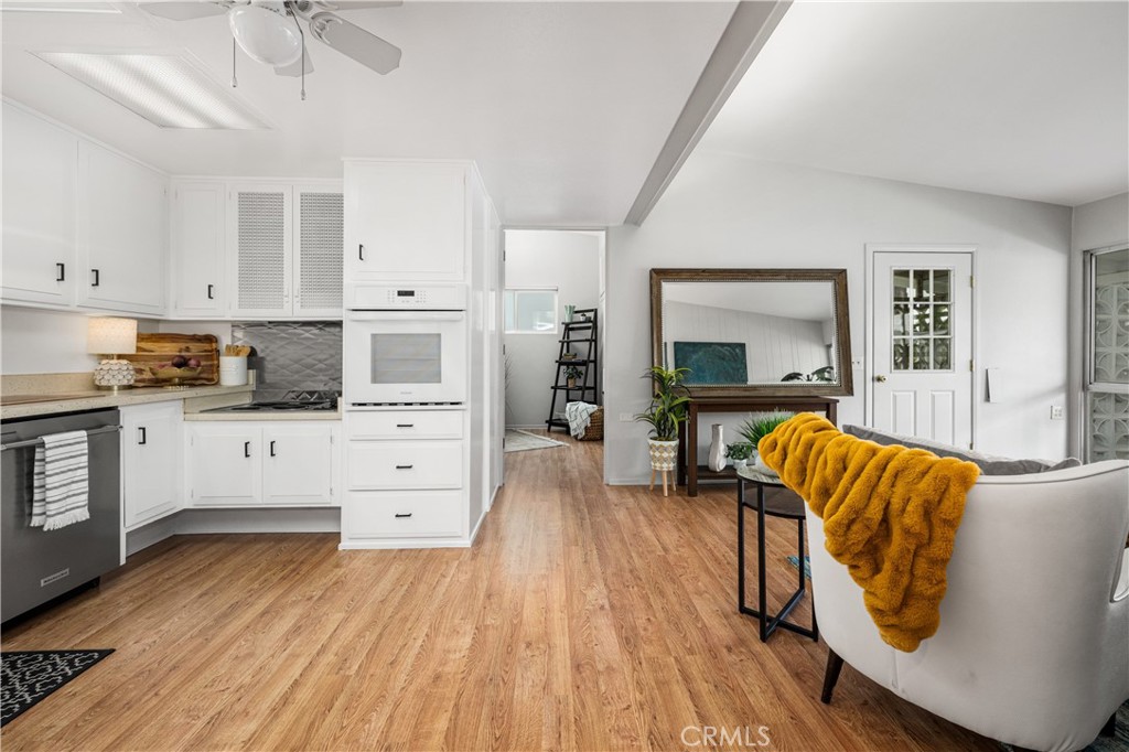 1562 Golden Rain Road NE 44G