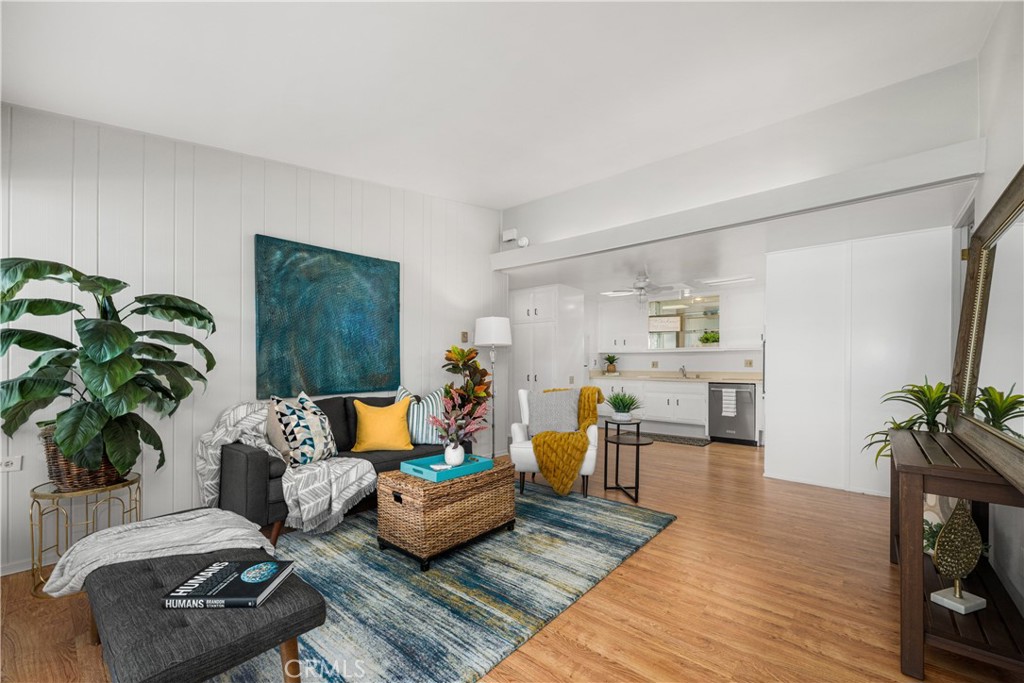 1562 Golden Rain Road NE 44G