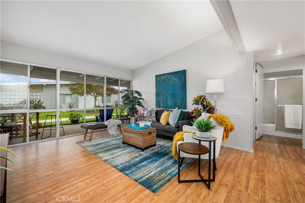 1562 Golden Rain Road NE 44G