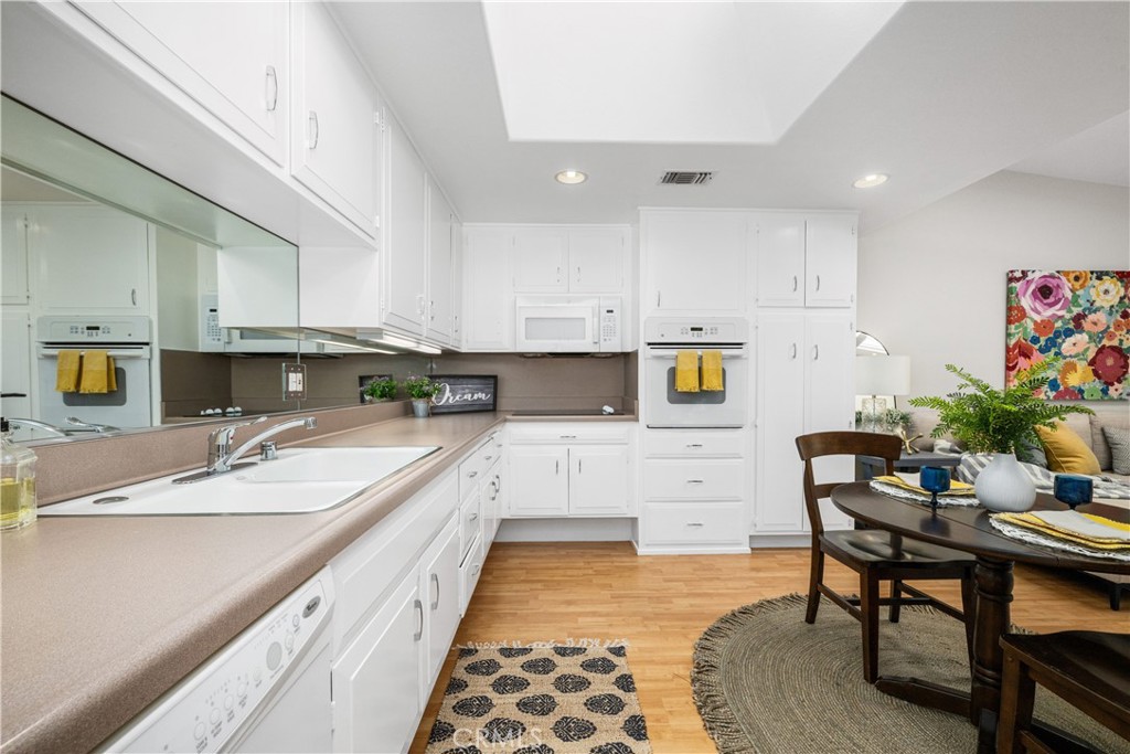 13701 Alderwood Lane W 29E