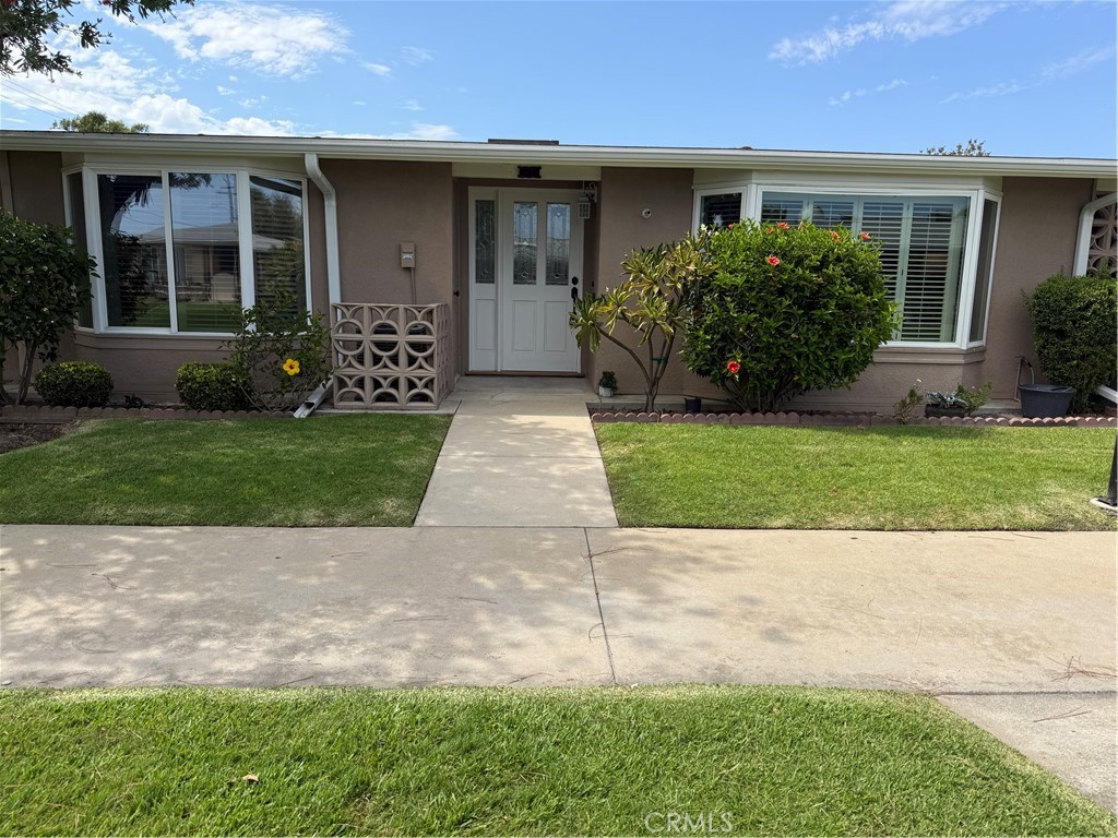 13220 Saint Andrews Dr. M10-253E