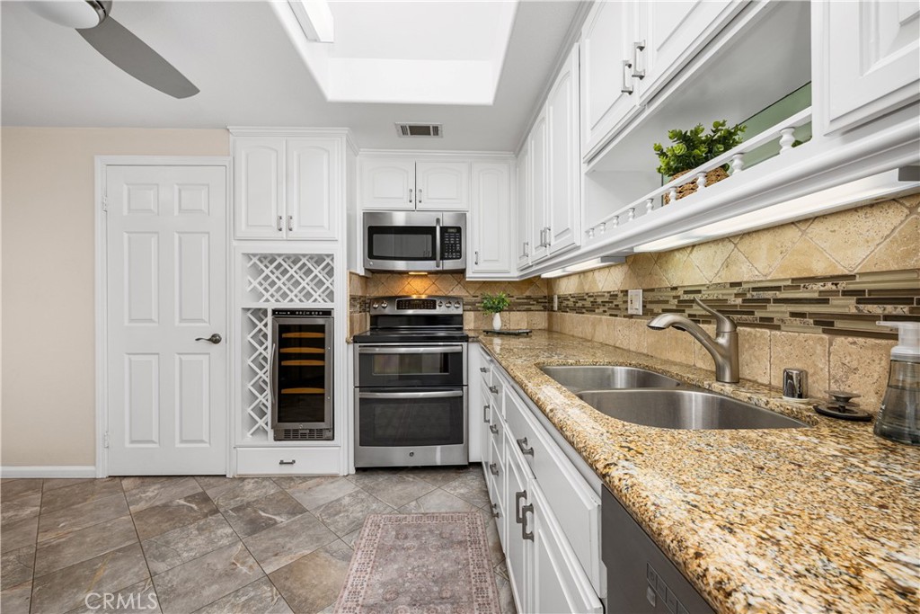 13210 Seaview 250L