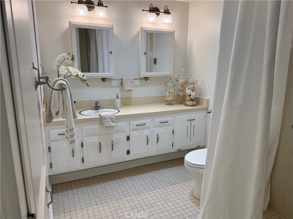 13741 Annandale Dr 1-20D