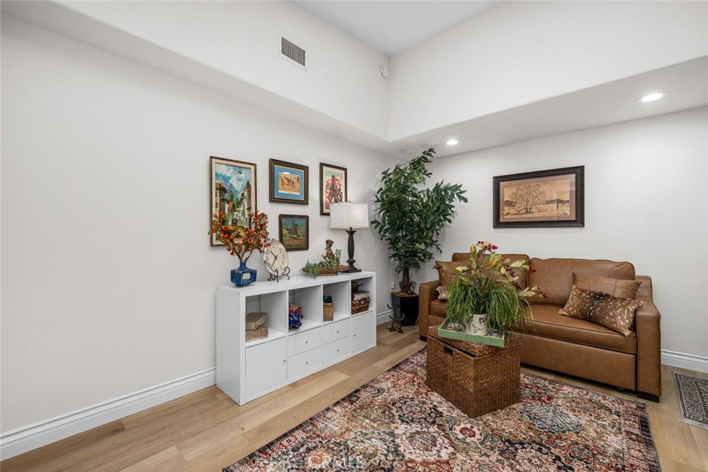 1382 El Dorado Drive 10E