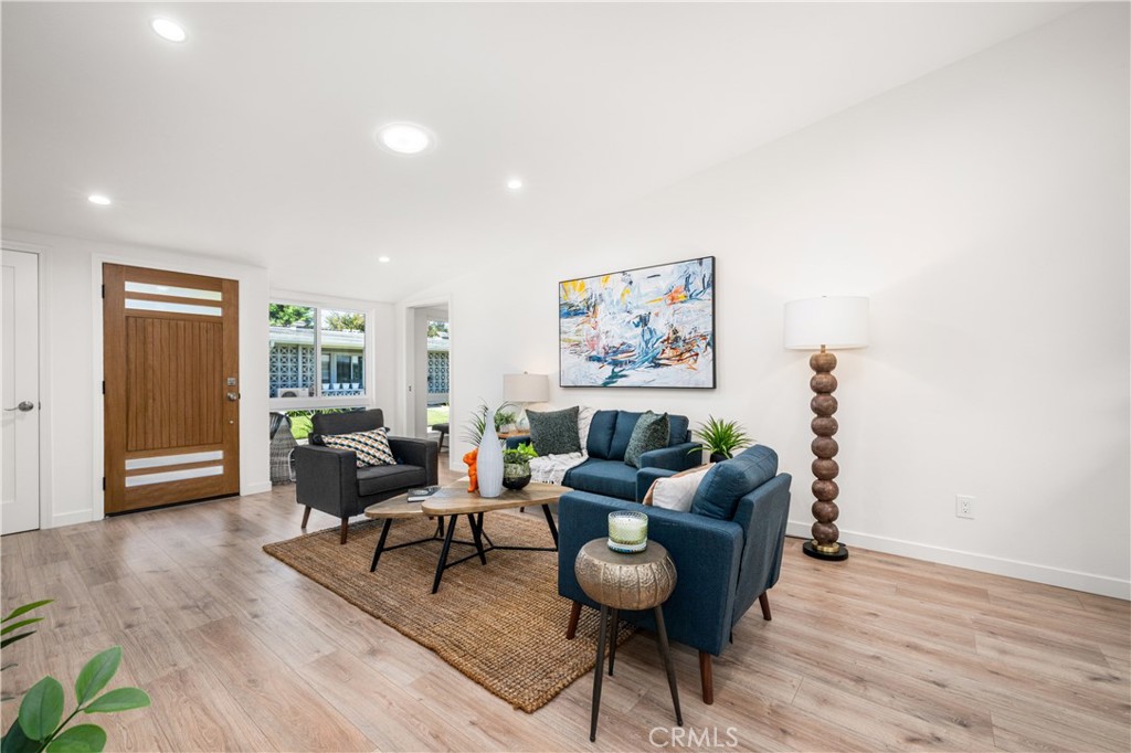 1080 Brookline Road 213B