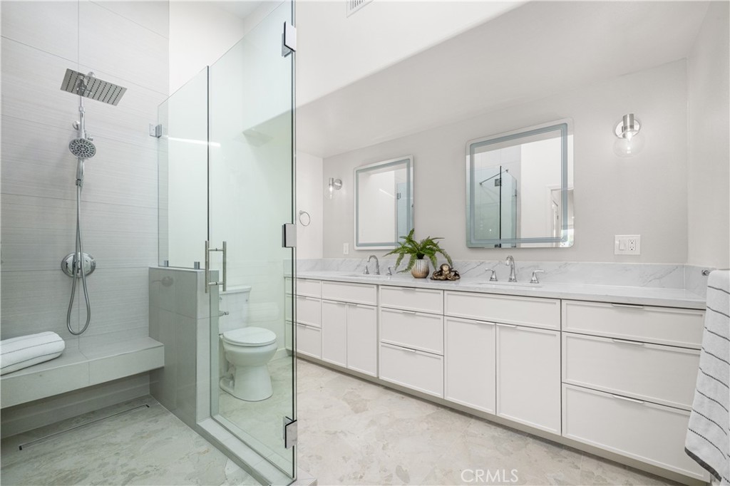 1080 Brookline Road 213B