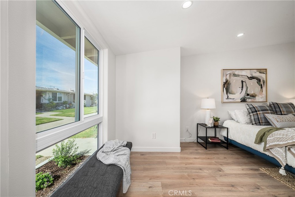 1080 Brookline Road 213B