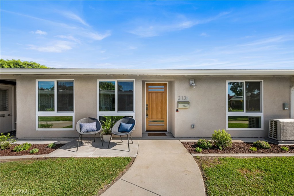1080 Brookline Road 213B