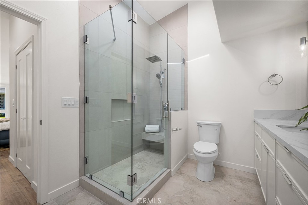 1080 Brookline Road 213B