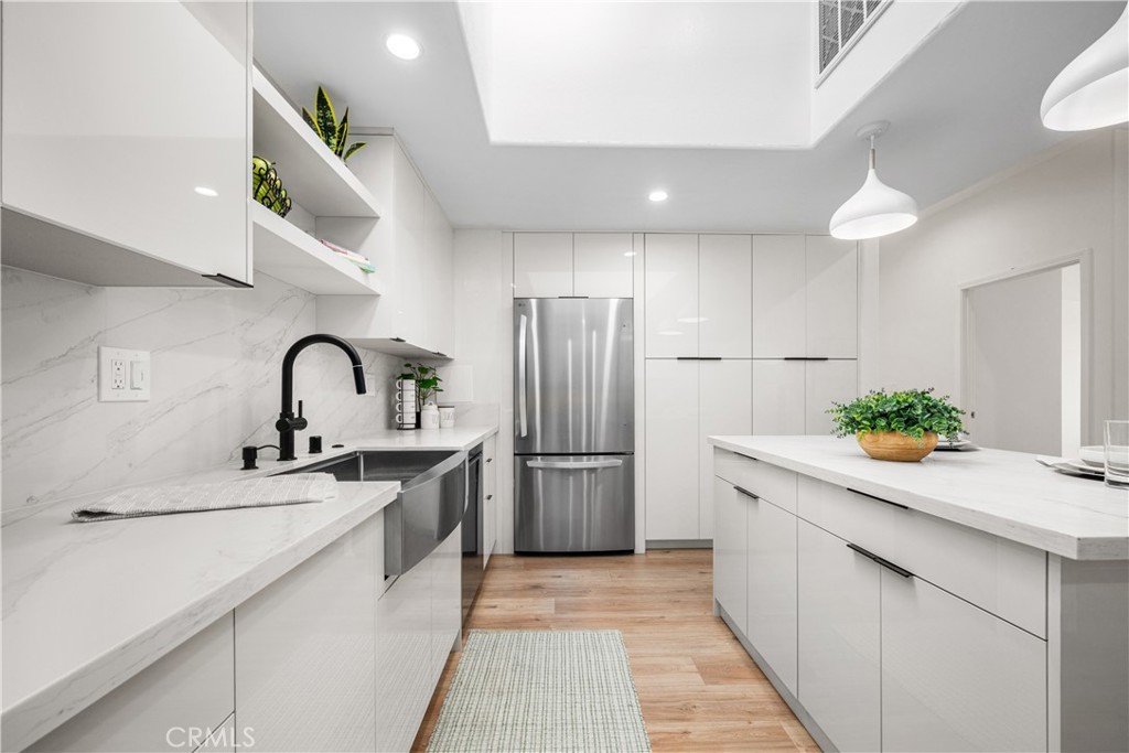 1080 Brookline Road 213B