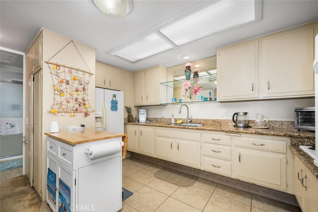 1641 Monterey Rd M2-18A