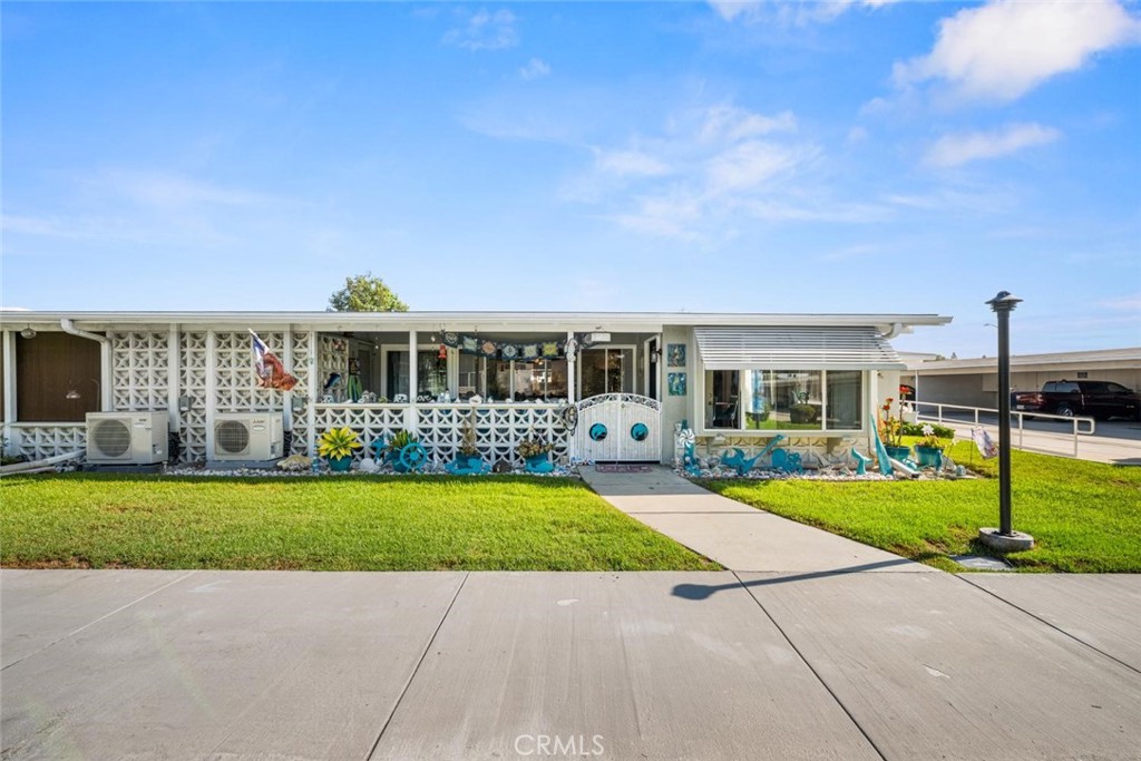 1641 Monterey Rd M2-18A