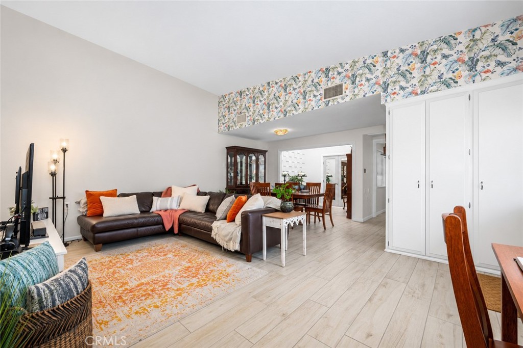1851 McKinney Way 25B
