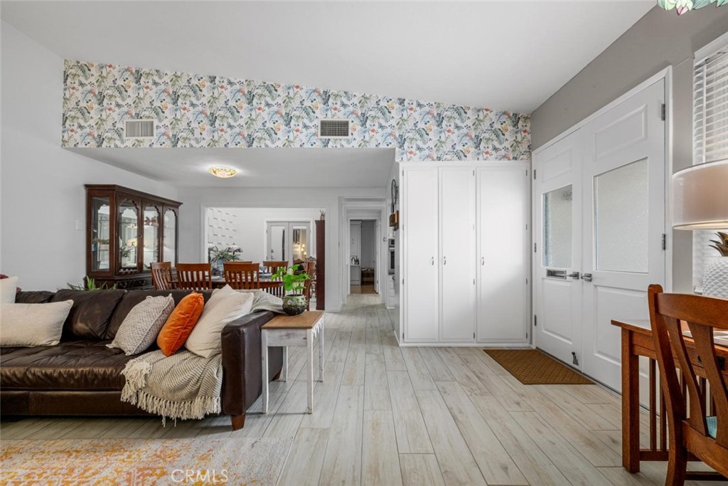 1851 McKinney Way 25B