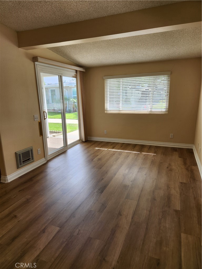 1562 36 F. Merion Way 36 F