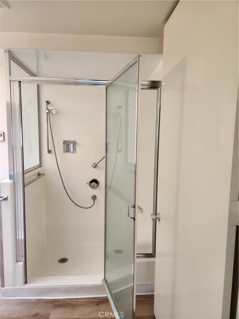 1562 36 F. Merion Way 36 F