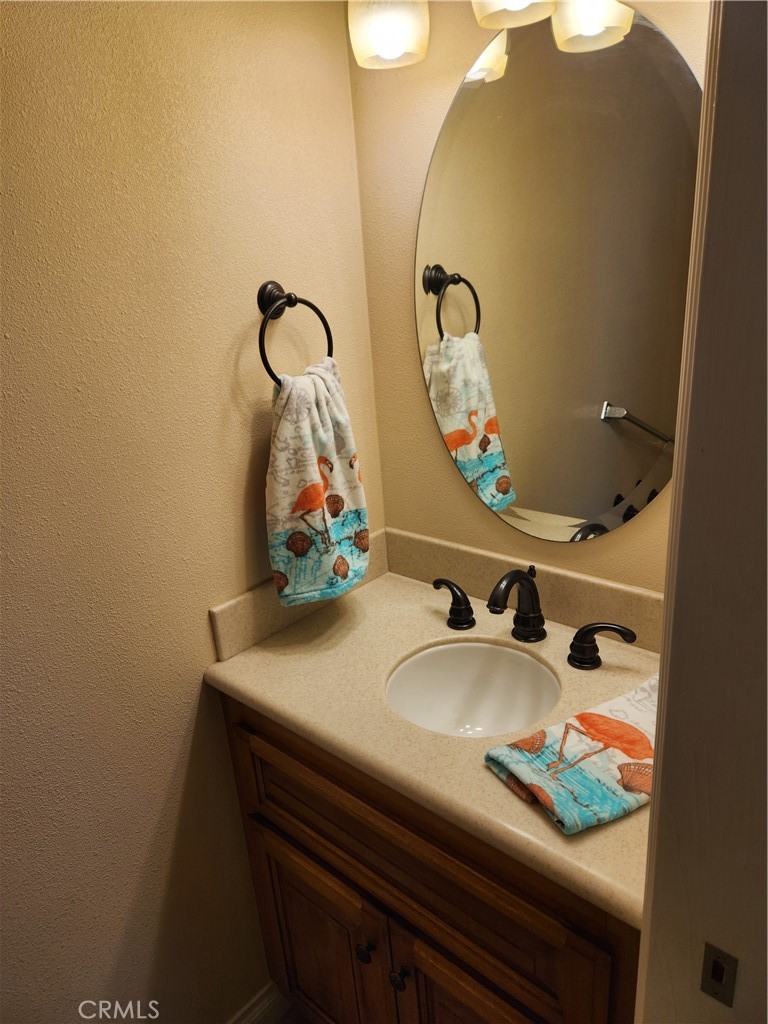 1562 36 F. Merion Way 36 F