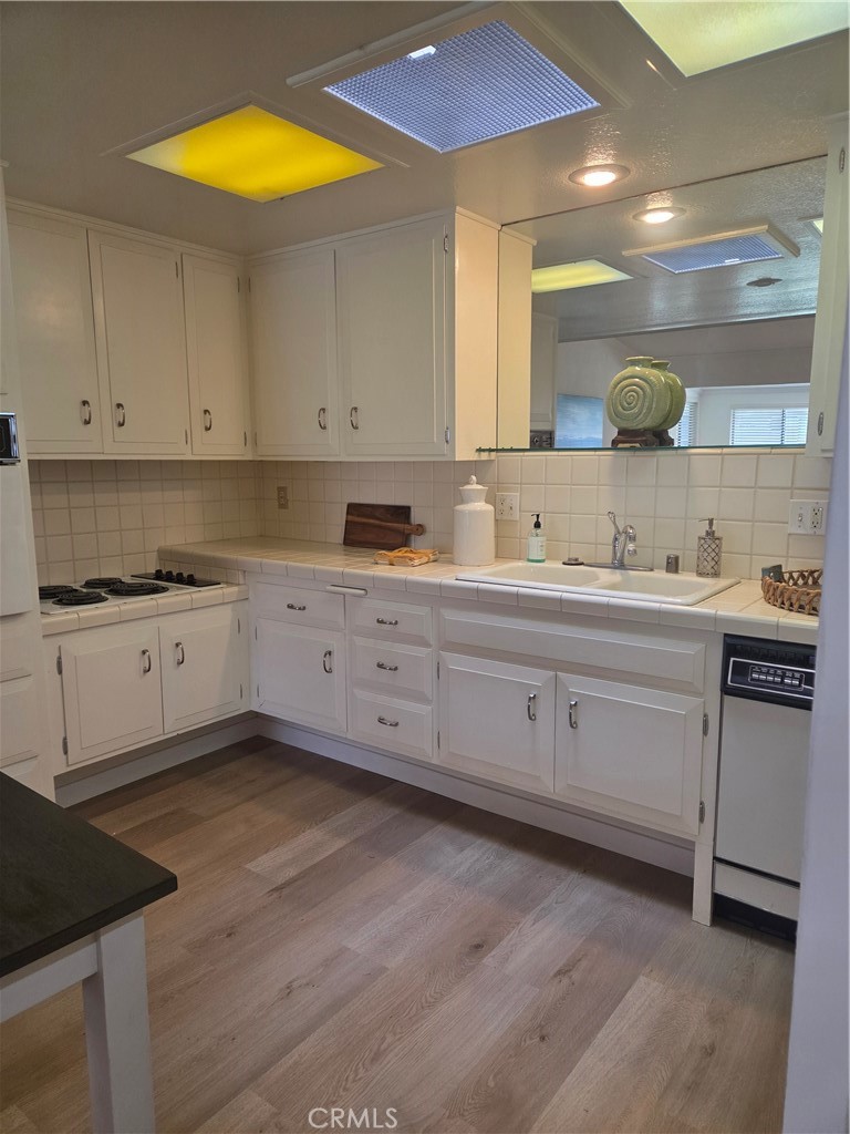 1660 Glenview Rd 78 J.