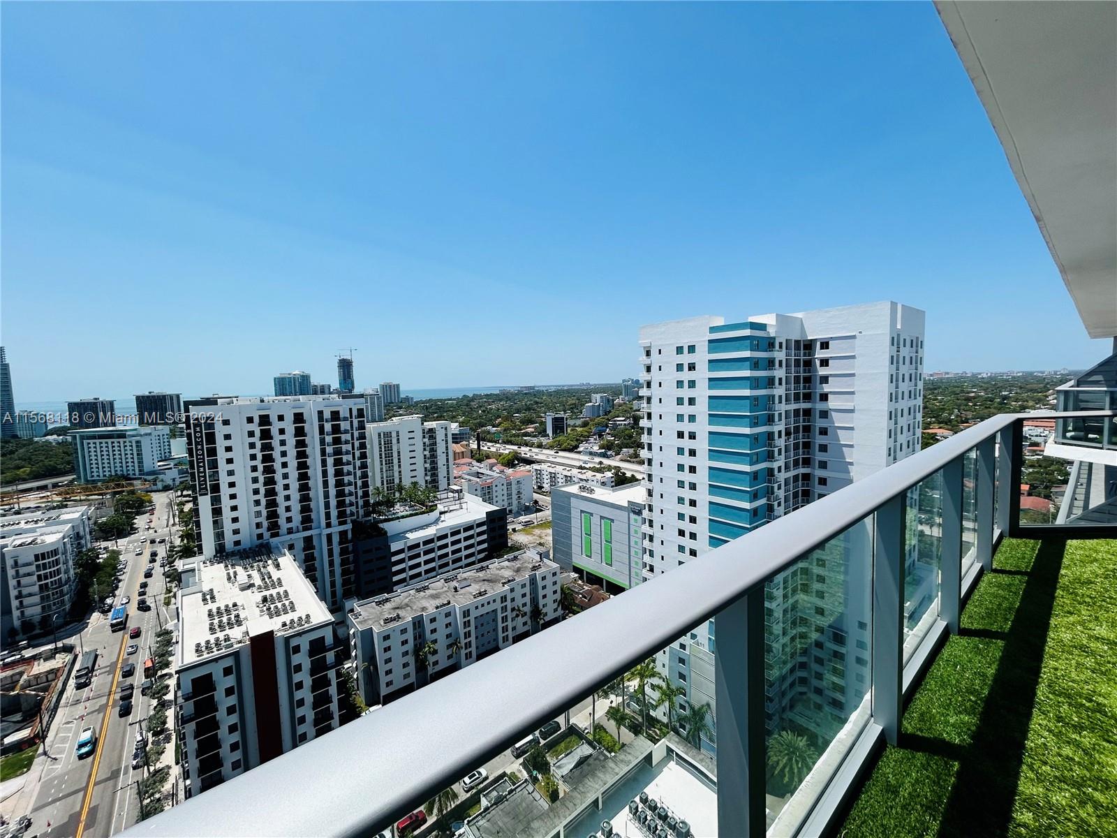 1010 SW 2nd Ave Unit: PH02