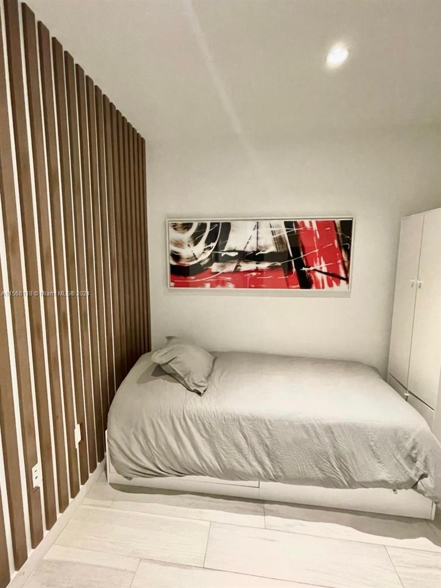 1010 SW 2nd Ave Unit: PH02