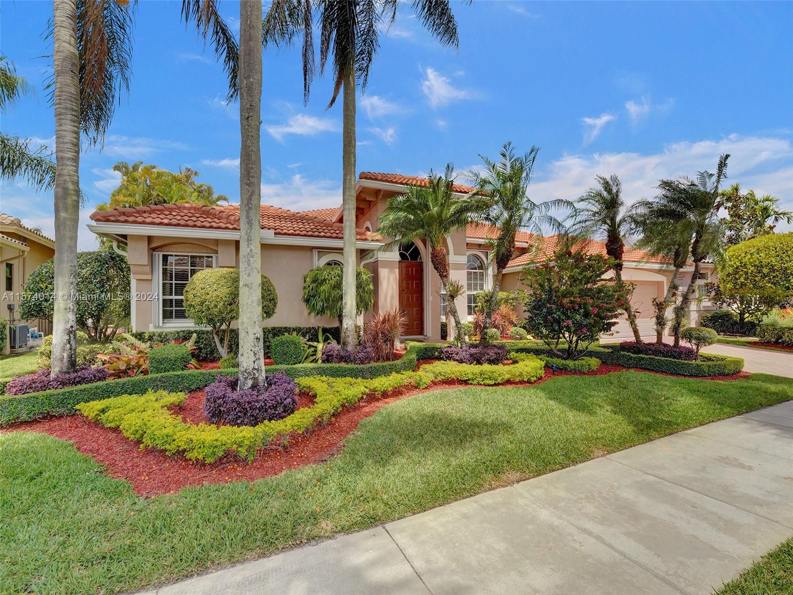 2523 Golf View Dr