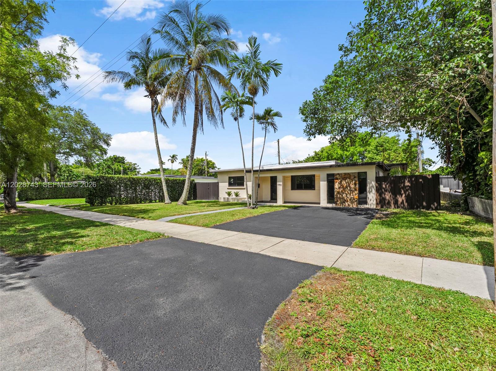 1700 SW 64th Ave