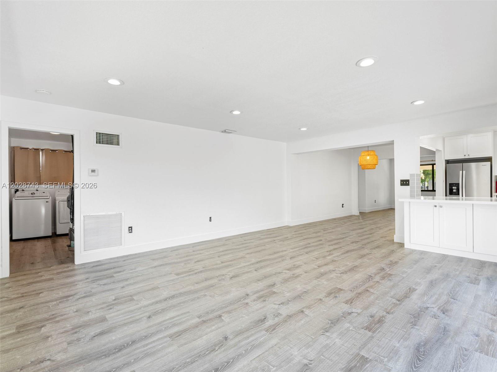 1700 SW 64th Ave