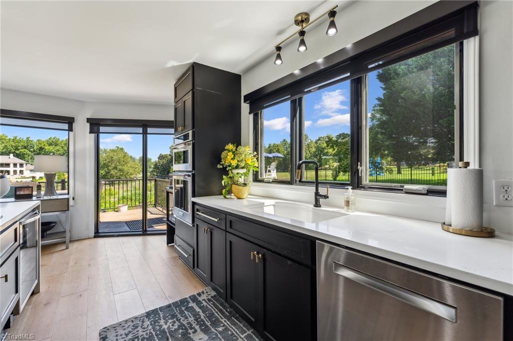 5302 Rockingham Road E