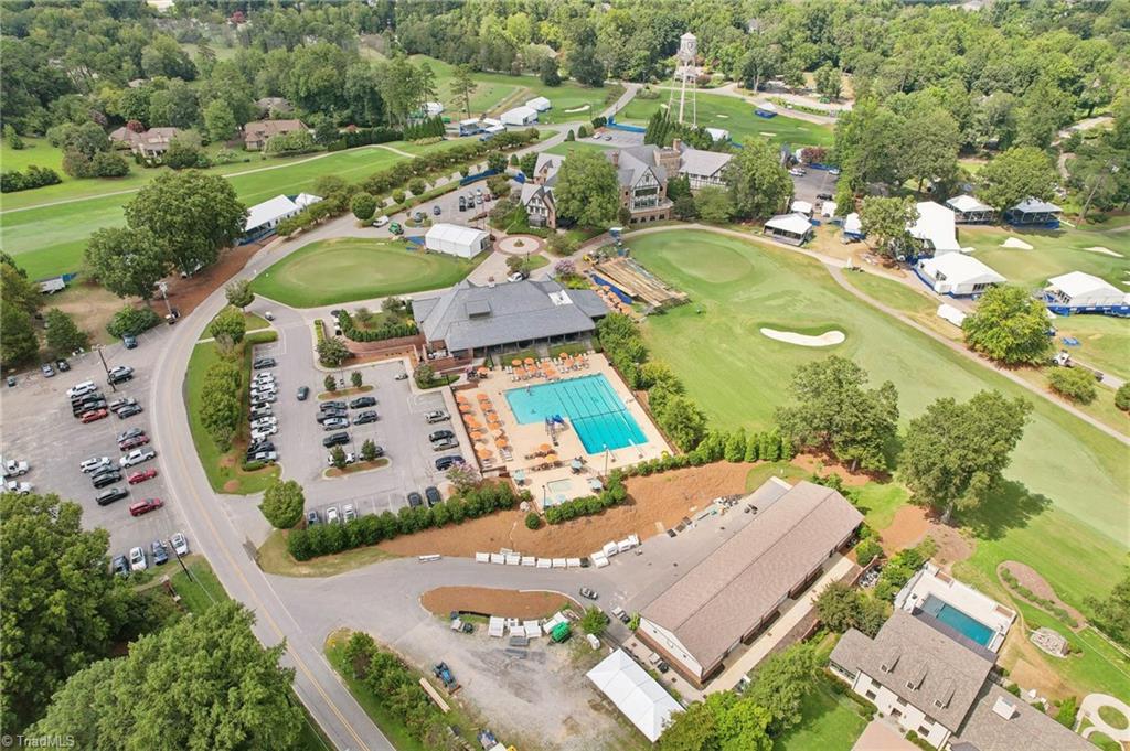 5302 Rockingham Road E