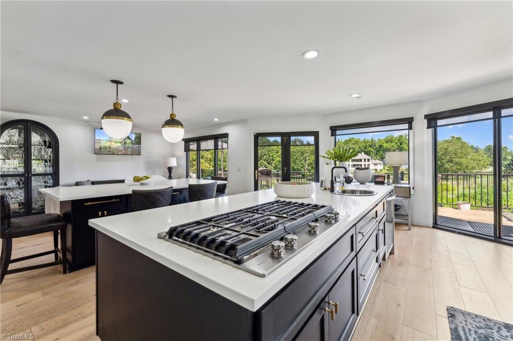 5302 Rockingham Road E