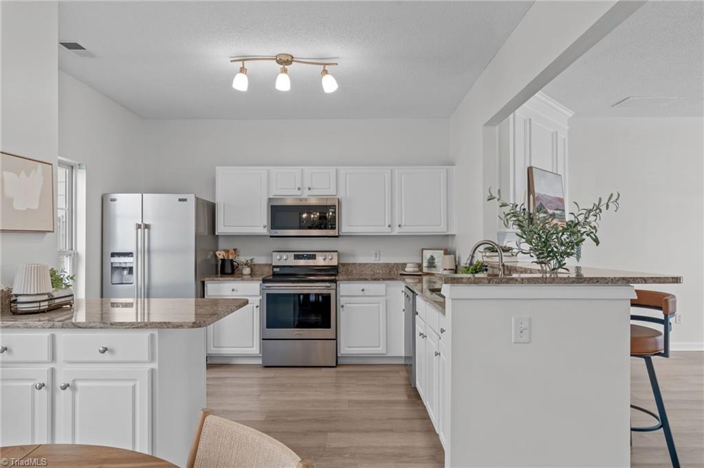 3937 Elizabeth Glen Way