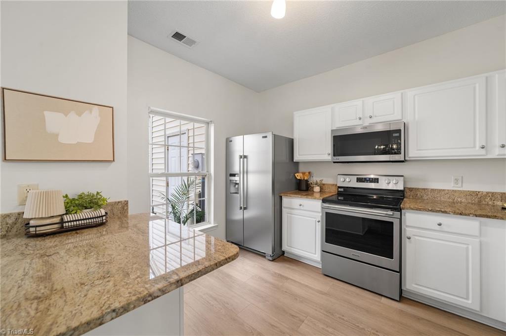 3937 Elizabeth Glen Way