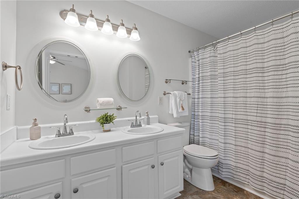 3937 Elizabeth Glen Way