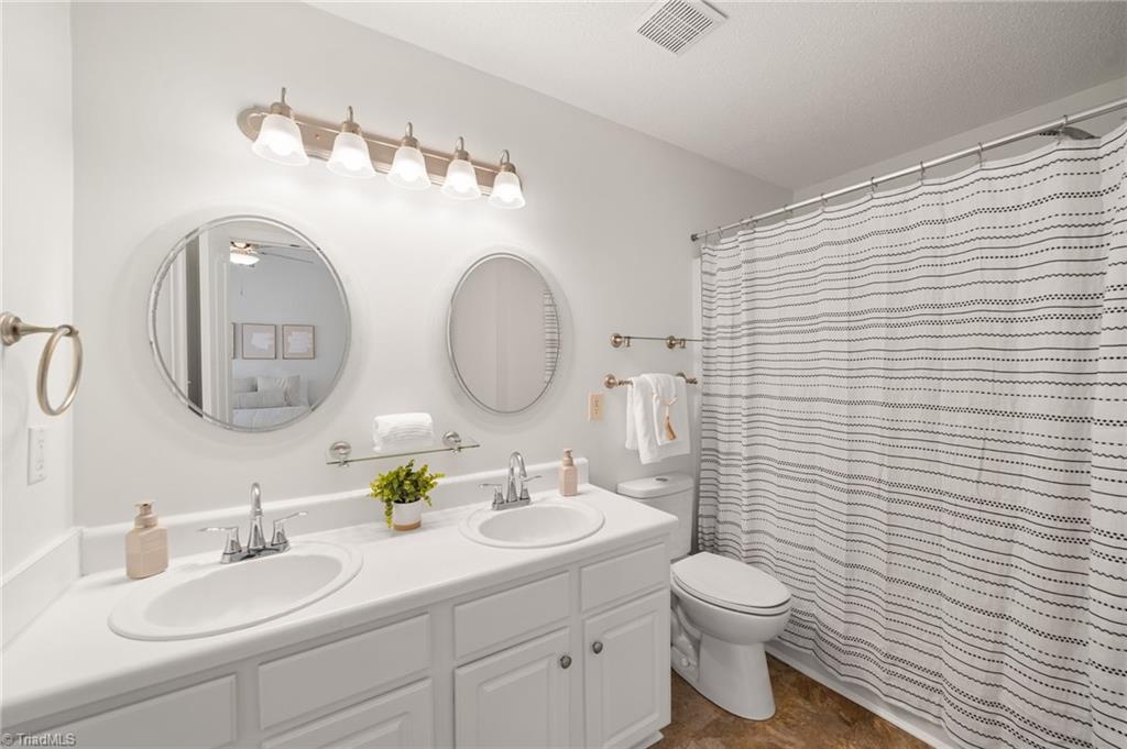 3937 Elizabeth Glen Way