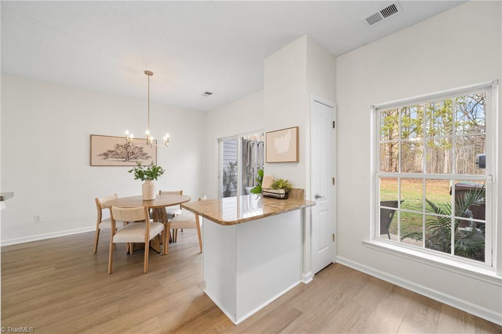 3937 Elizabeth Glen Way