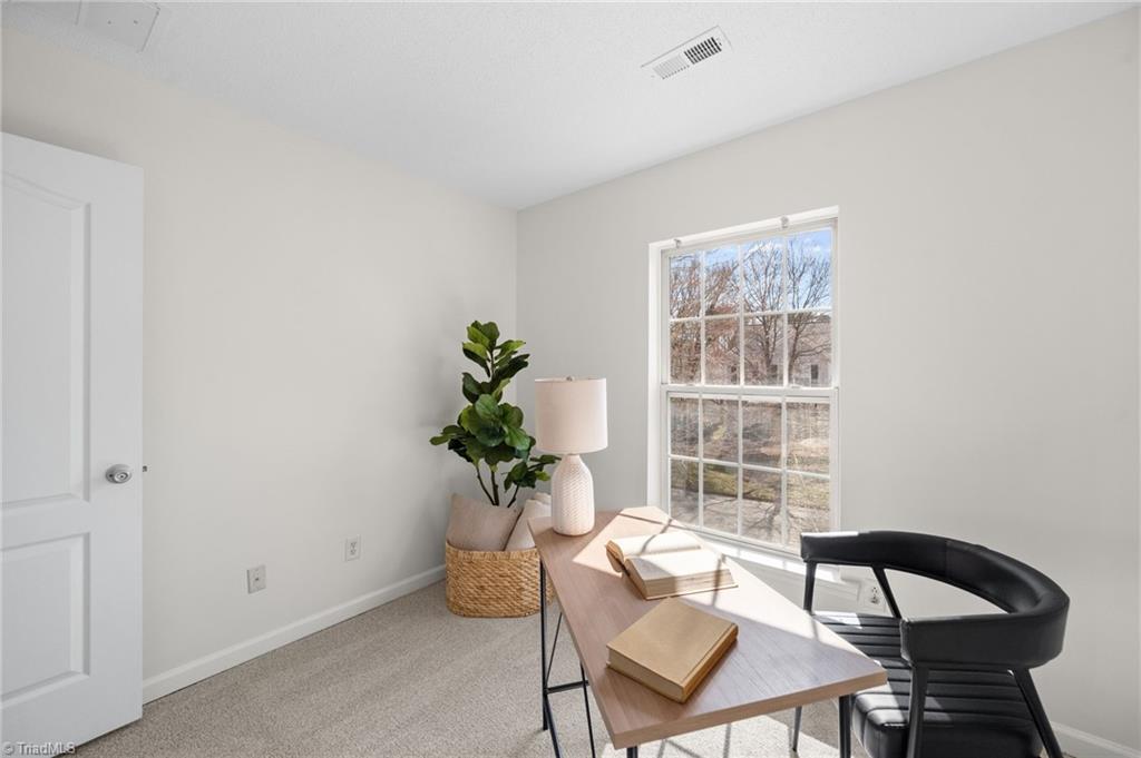 3937 Elizabeth Glen Way