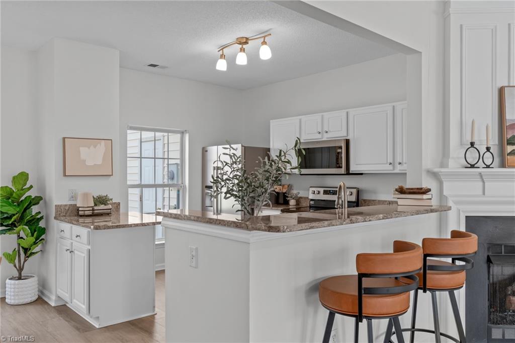 3937 Elizabeth Glen Way